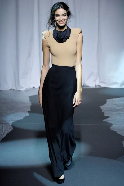 Look 30